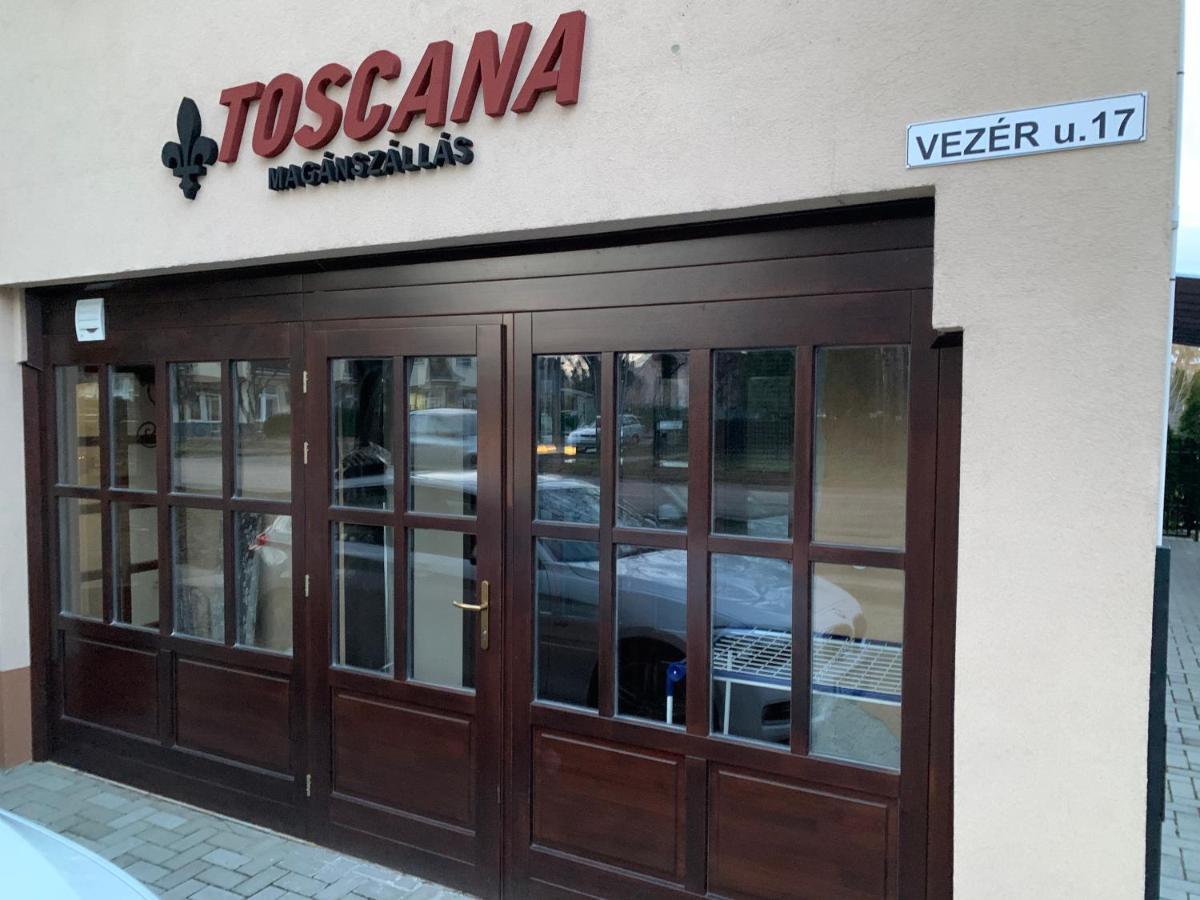 Toscana Debrecen Exteriör bild